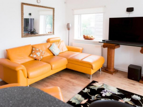 Pass The Keys Stylish 2Bed rental unit Glasgow Green